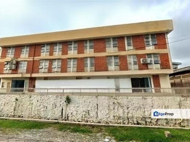 Warehouse for rent in Selayang, Selangor
