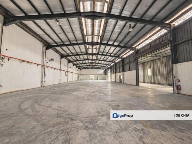 Warehouse for sale in Senai, Kulai
