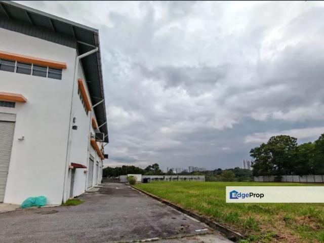 Warehouse for rent in Petaling, Subang Jaya