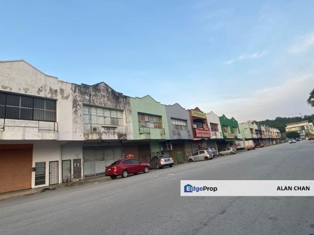Warehouse for rent in Petaling, Subang Jaya