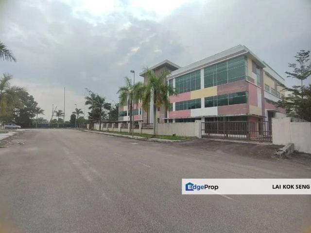 Warehouse for sale in Bukit Ledang, Johor