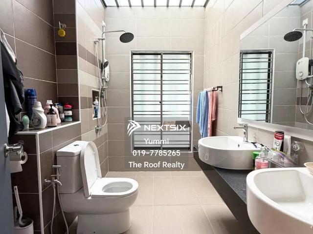 Warehouse for sale in Johor