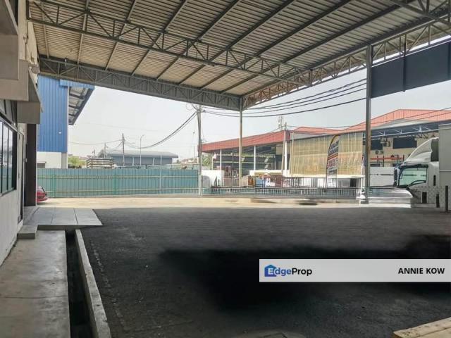 Warehouse for rent in Majlis Bandaraya Ipoh, Kinta