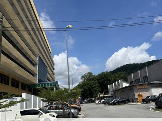 Warehouse for sale in Selayang, Selangor