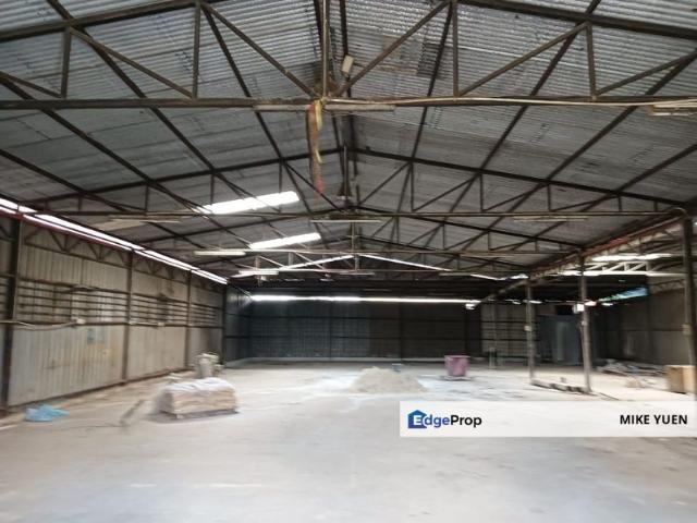 Warehouse for rent in Selayang, Selangor