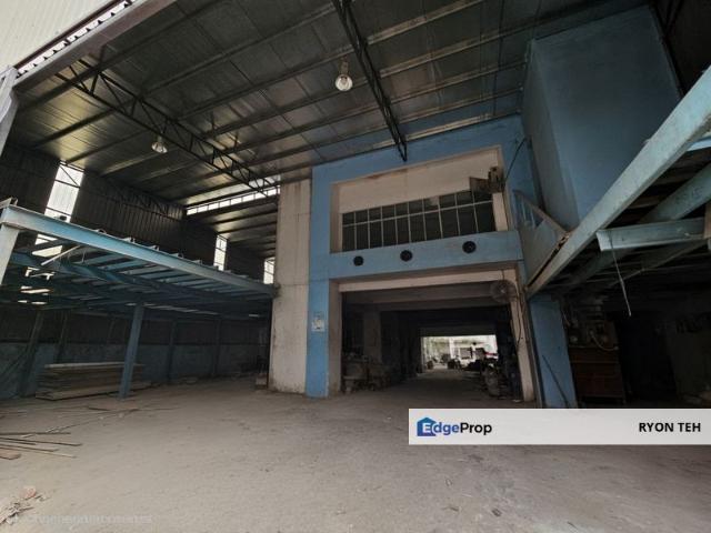 Warehouse for sale in Ulu Tiram, Johor