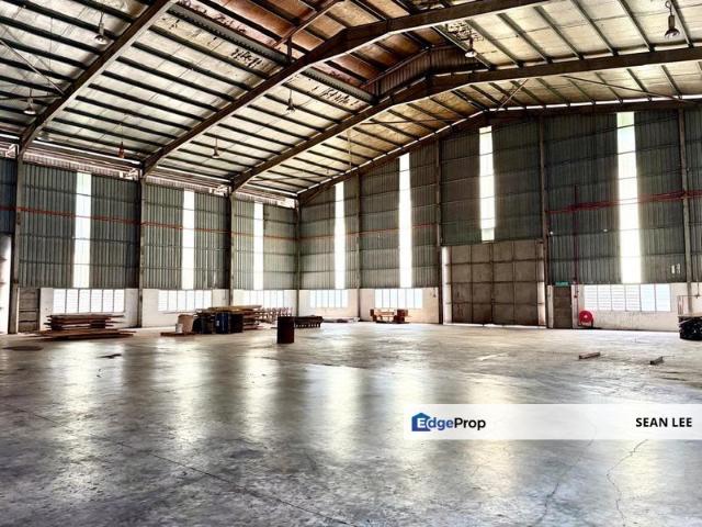 Warehouse for sale in Ulu Tiram, Johor