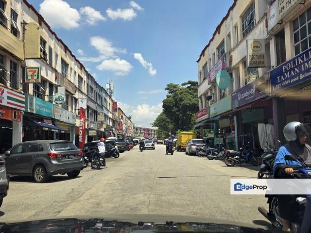 Shop for sale in Kajang, Langat