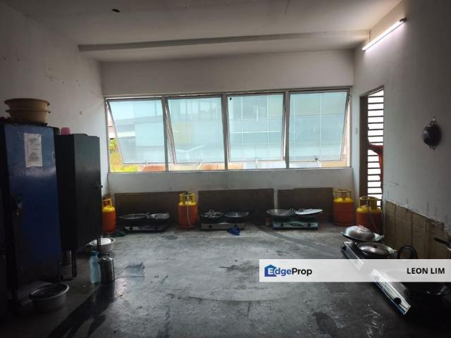 Shop for rent in Kajang, Langat