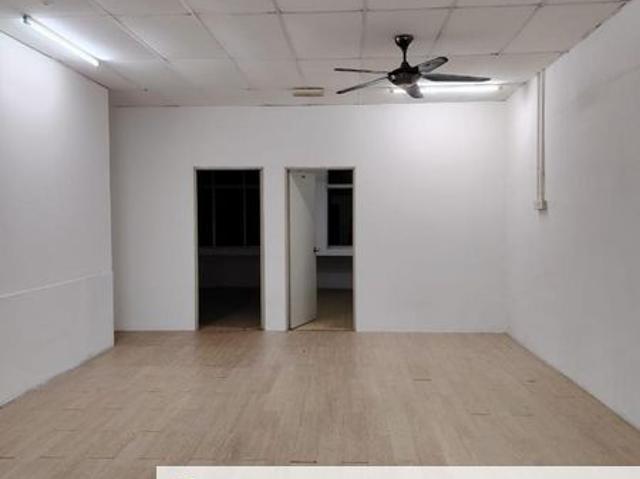 Shop for rent in Wellesley, Penang
