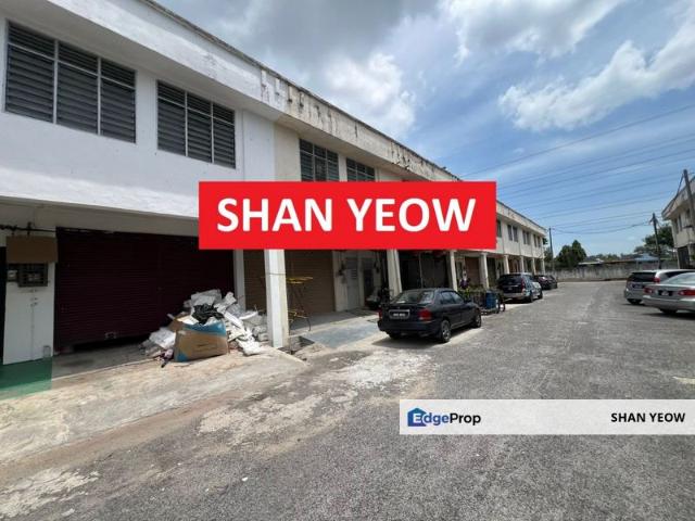 Shop for rent in Kawasan Perniagaan Simpang Ampat, Simpang Ampat