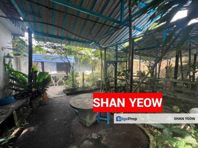 Shop for rent in Kawasan Perniagaan Simpang Ampat, Simpang Ampat