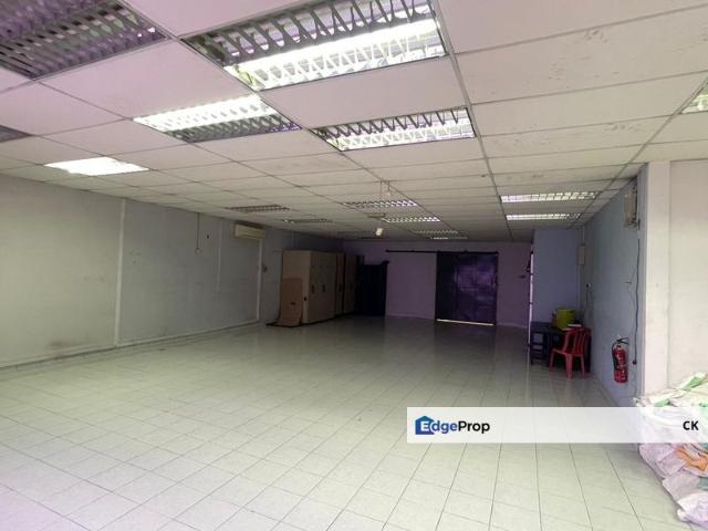 Warehouse for sale in Selayang, Selangor