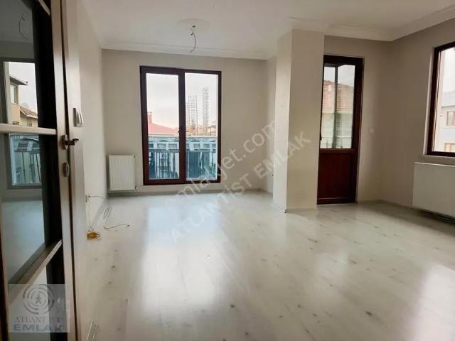 Kayışdağı Mahallesi, Ataşehir içerisinde kiralık mülk