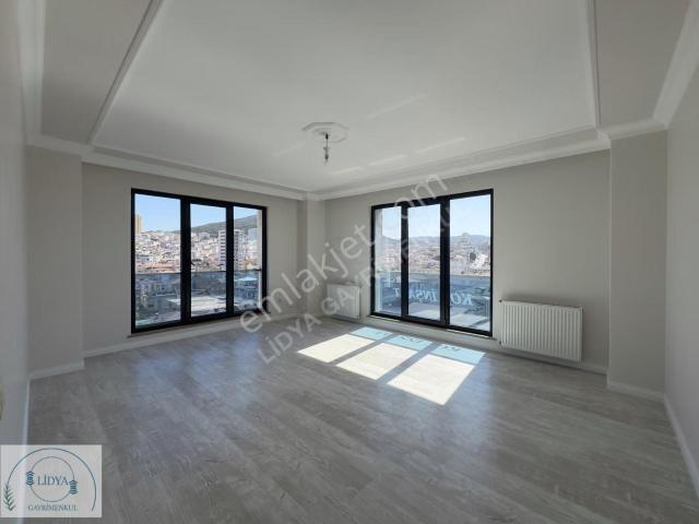 Ataşehir, İstanbul içerisinde kiralık mülk