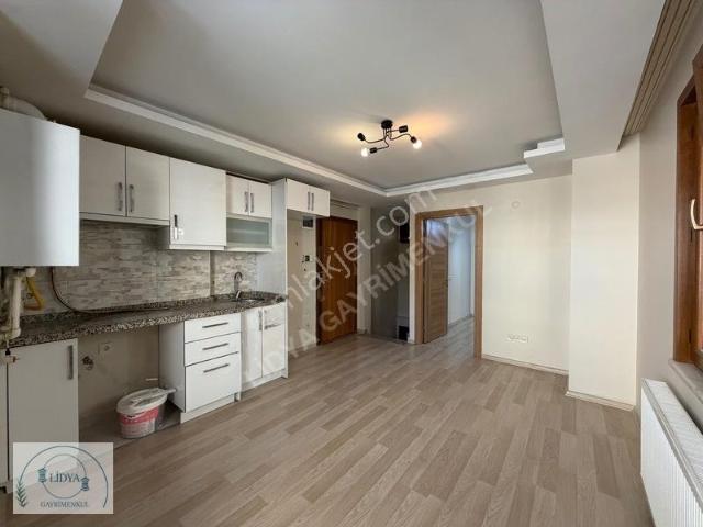 Kayışdağı Mahallesi, Ataşehir içerisinde kiralık mülk