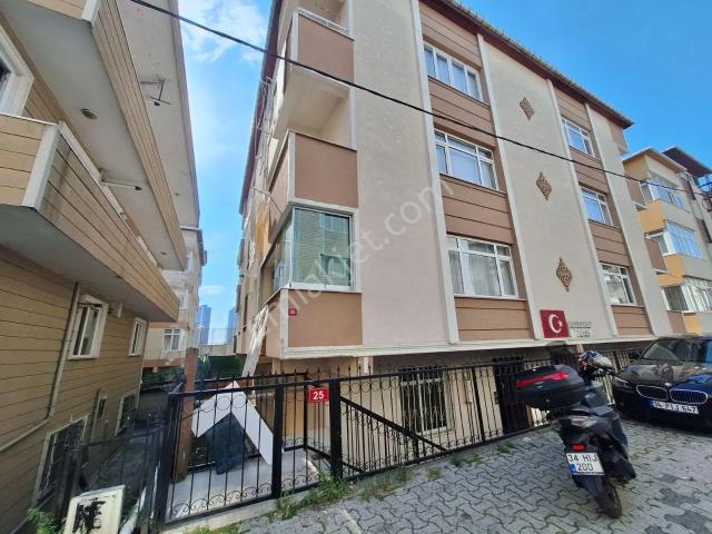 Ataşehir, İstanbul içerisinde kiralık mülk