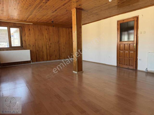 Ataşehir, İstanbul içerisinde kiralık mülk