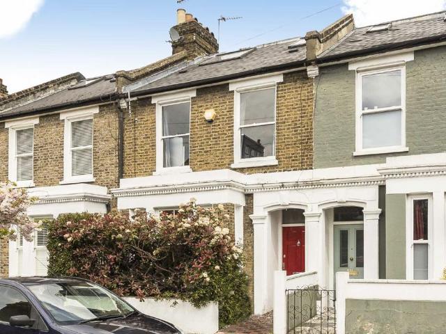 House for rent in Stockwell Park, Greater London