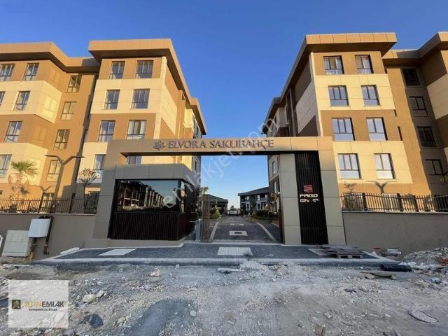 Kayabaşı Mahallesi, Başakşehir içerisinde kiralık mülk