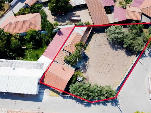 Akhisar, Manisa içerisinde satılık Villa