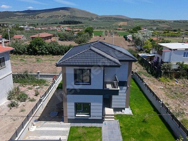 Akhisar, Manisa içerisinde satılık Villa
