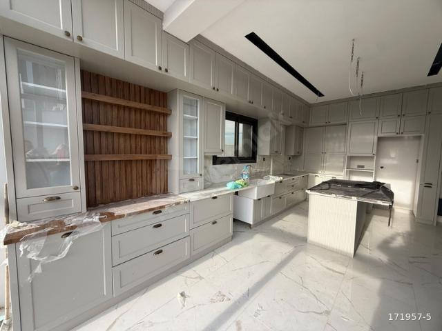 Doğuca, Akhisar içerisinde satılık Villa