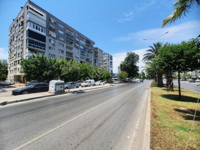 Karabağlar, İzmir içerisinde satılık mülk