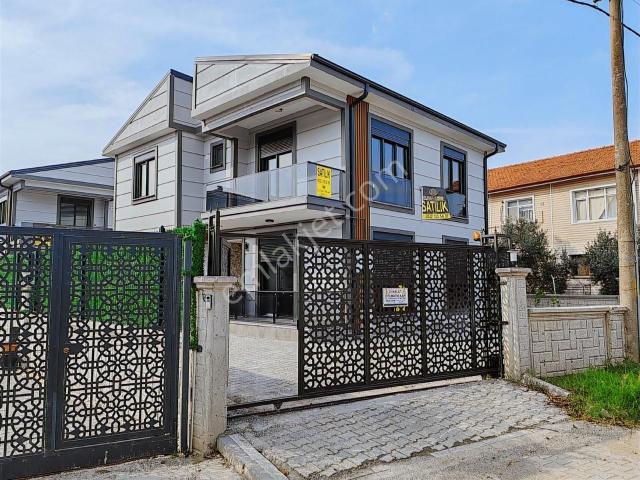 Yalova içerisinde satılık Villa
