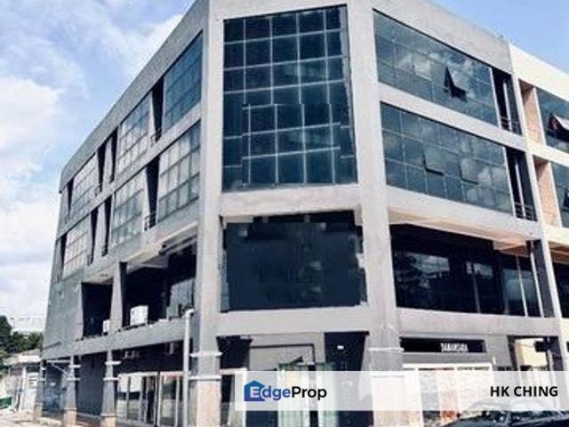 Shop for rent in Petaling, Damansara Damai
