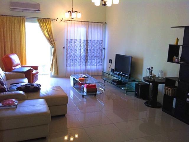 Townhouse for rent in PJU 6, Petaling Jaya