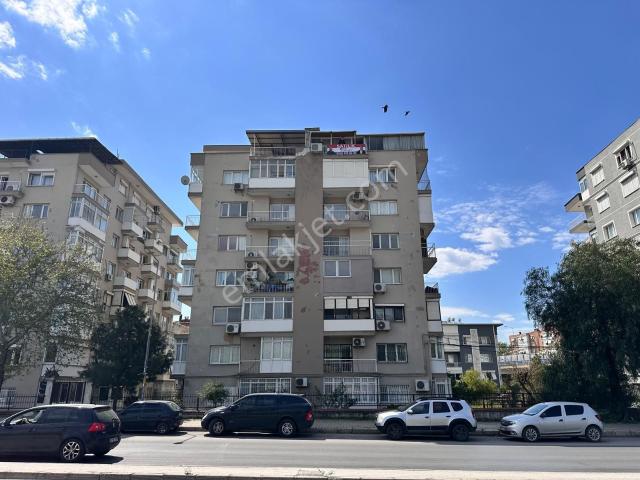 Bornova, İzmir içerisinde satılık mülk