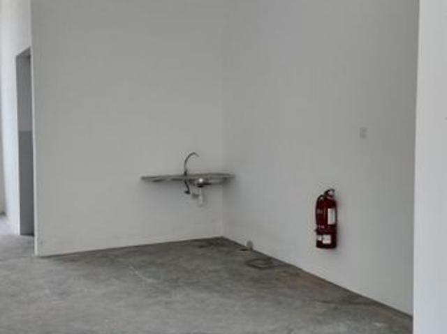 Shop for rent in Ulu Tiram, Johor