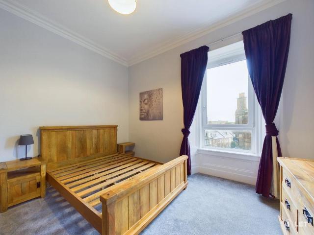 Apartment for rent in Hillside, City of Edinburgh
