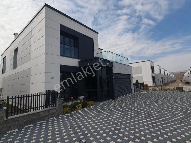 Sivas Merkez, Sivas içerisinde satılık Villa