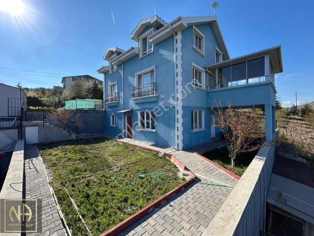 Keçiören, Ankara içerisinde satılık Villa
