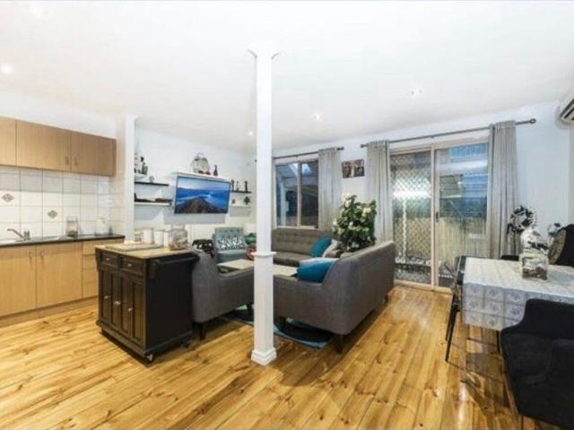 Room for rent in Camerons Creek, Victoria