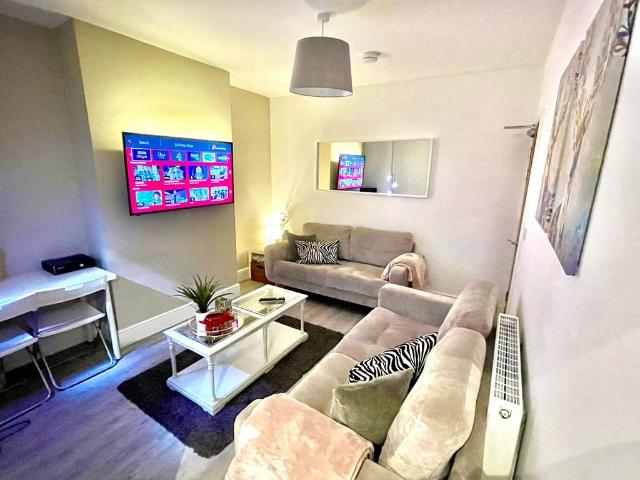 House for rent in Lowfield, South Yorkshire