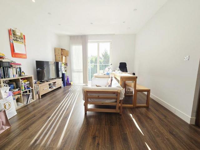 Apartment for rent in Watford Heath, North Watford