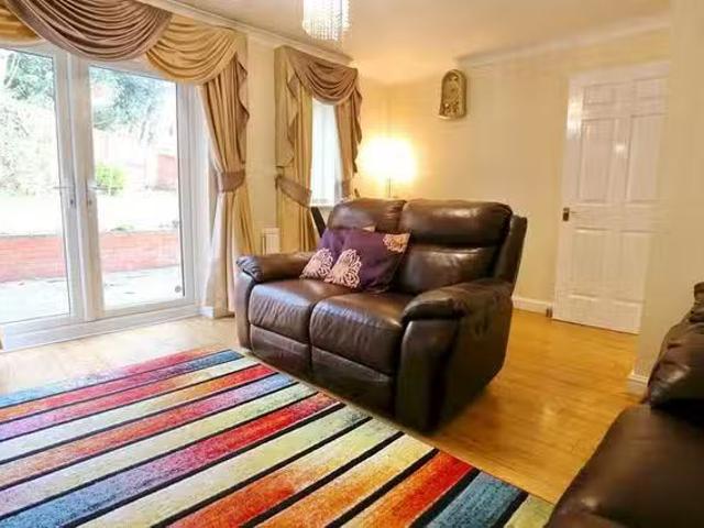 Apartment for rent in Crownhill, Shenley Church End