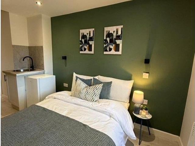 Room for rent in West Drayton, Greater London