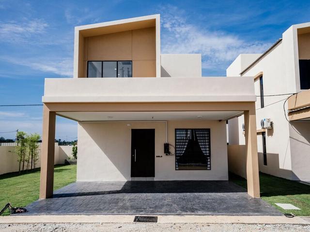 Bungalow for sale in Lunas, Kedah