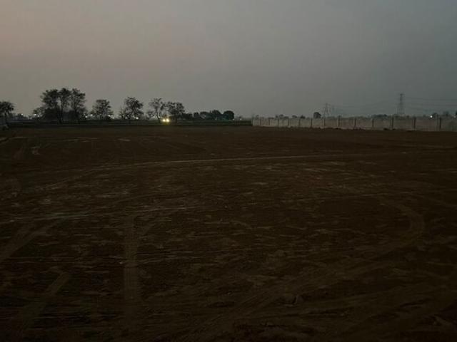 Commercial for rent in Ahmednagar, National Capital Territory Of Delhi