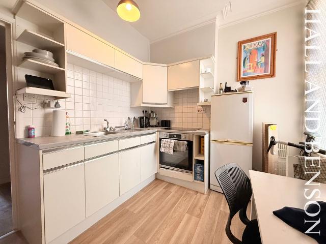 Apartment for rent in West End, Allestree