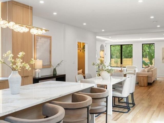 Condo for sale in Auburndale, Massachusetts