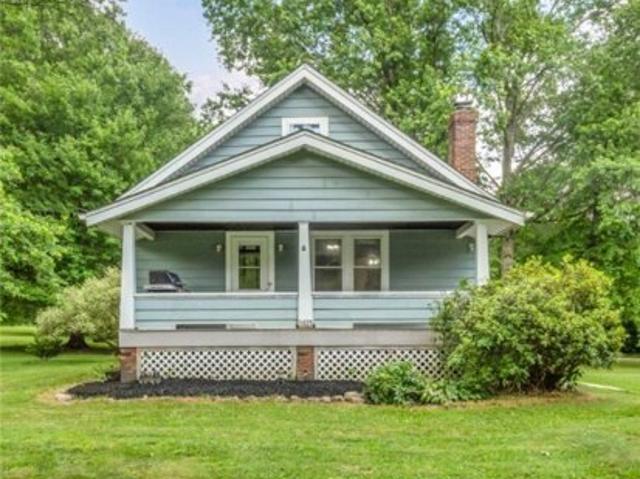 House for sale in Girard