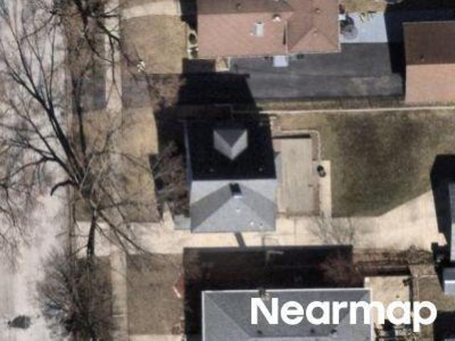 House for sale in Crestwood, Illinois
