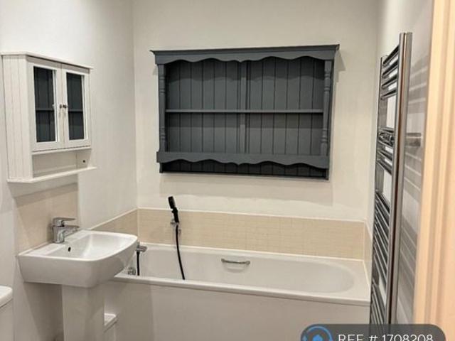 Apartment for rent in The Village, East Hertfordshire