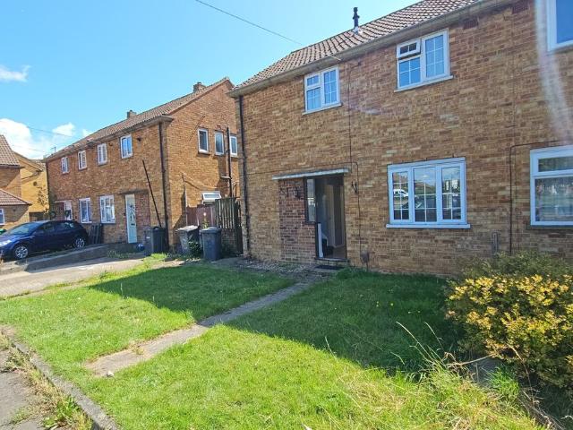 House for rent in Spring Park, Luton
