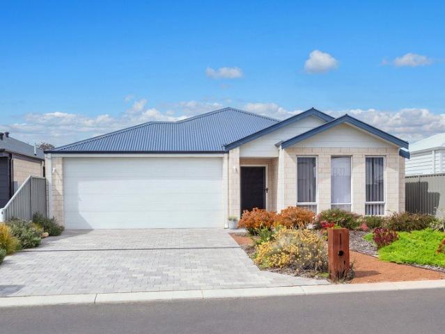 House for sale in The Siding, City Of Busselton